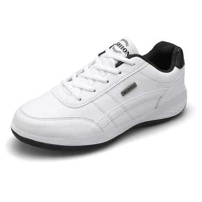 Chaussures décontractées à la mode pour hommes, baskets de tennis d'extérieur légères et confortables à lacets en PU, taille plus petite que la normale pour hommes 